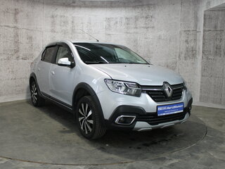 2019 Renault Logan Stepway II Рестайлинг, серебристый, 1017000 рублей, вид 3