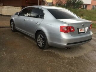 2005 Volkswagen Jetta V, серебристый, 500000 рублей, вид 4