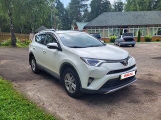 2016 Toyota RAV4 IV (XA40) Рестайлинг, белый, 2700000 рублей, вид 2