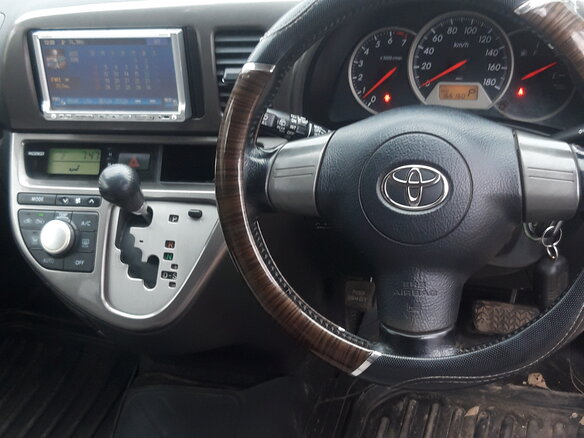 2008 Toyota Wish I Рестайлинг, серый, 1200000 рублей - вид 3
