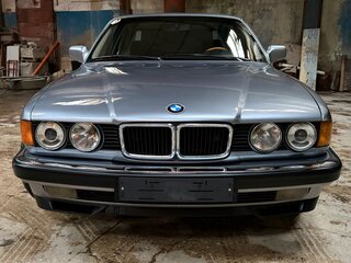 1992 BMW 7 серии 735i II (E32), серый, 1240000 рублей, вид 2