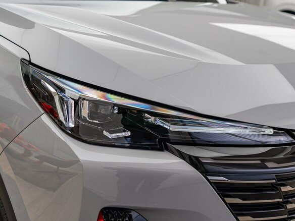 2025 Changan UNI-S I, серебристый, 3209900 рублей - вид 6