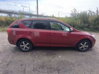 2011 Kia Ceed I Рестайлинг, красный, 800000 рублей, вид 4