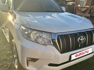 2018 Toyota Land Cruiser Prado 150 Series Рестайлинг 2, белый, 4200000 рублей, вид 1
