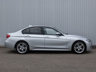 2017 BMW 3 серии 320i xDrive VI (F3x) Рестайлинг, серебристый, 3099000 рублей, вид 5