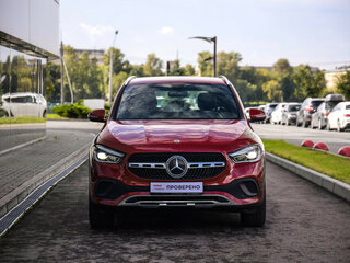 2021 Mercedes-Benz GLA 250 II (H247), красный, 3469000 рублей, вид 4