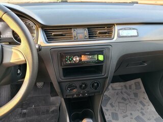 2016 Skoda Rapid I, белый, 950000 рублей, вид 3
