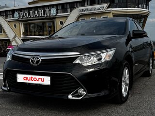 2016 Toyota Camry VII (XV50) Рестайлинг, чёрный, 2250000 рублей, вид 3