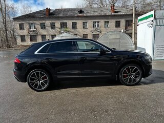 2019 Audi Q8 50 TDI I (4M), чёрный, 6050000 рублей, вид 2