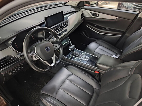 2020 Changan CS75 I Рестайлинг, коричневый, 1419000 рублей - вид 9