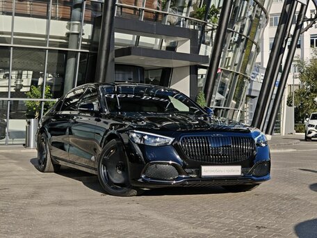 2024 Mercedes-Benz Maybach S-Класс 580 II (Z223), чёрный, 20400000 рублей, вид 3