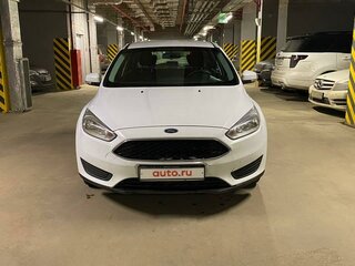 2019 Ford Focus III Рестайлинг, белый, 1400000 рублей, вид 3