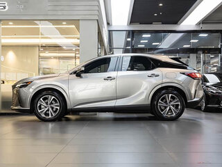 2025 Lexus RX 300 V, серебристый, 7225963 рублей, вид 3
