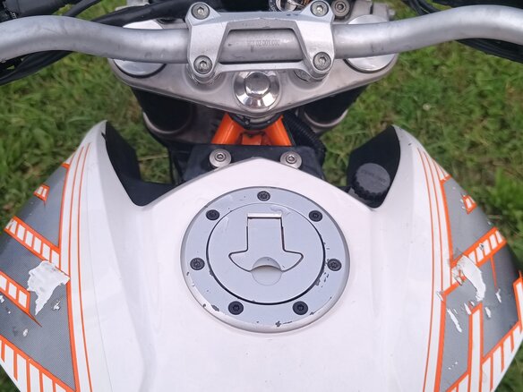 2013 KTM 390 Duke, оранжевый, 350000 рублей - вид 16