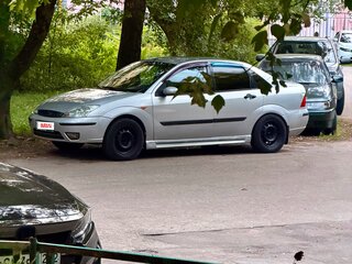 2004 Ford Focus I Рестайлинг, серебристый, 190000 рублей, вид 4