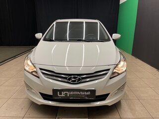 2014 Hyundai Solaris I Рестайлинг, белый, 890000 рублей, вид 2