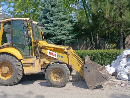 2003 Komatsu WB97R, жёлтый, 4200000 рублей, вид 2