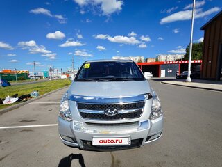2009 Hyundai Grand Starex I, серебристый, 950000 рублей, вид 1