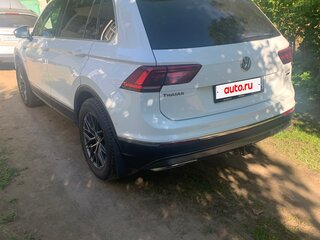 2017 Volkswagen Tiguan II, белый, 2600000 рублей, вид 2