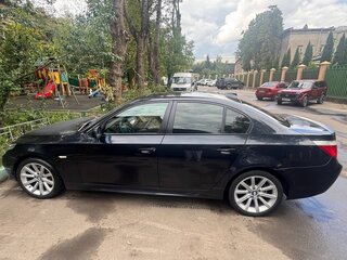2005 BMW 5 серии 530xi V (E60/E61), чёрный, 1070000 рублей, вид 2