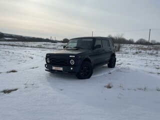 2017 Lada (ВАЗ) 2131 (4x4) Urban I, чёрный, 750000 рублей, вид 1