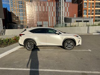2018 Lexus NX 300 I Рестайлинг, белый, 3449000 рублей, вид 4
