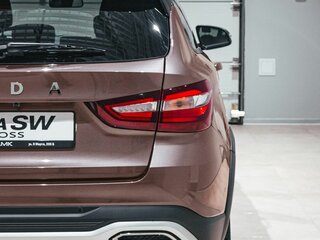 2026 Lada (ВАЗ) Vesta SW Cross I Рестайлинг (NG), коричневый, 2043000 рублей, вид 5