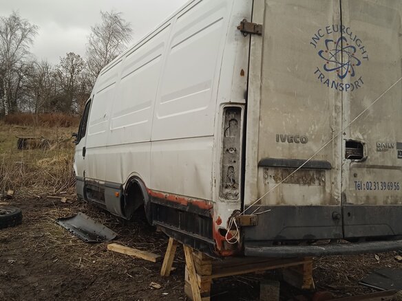 2006 Iveco Daily, белый, 550000 рублей - вид 6