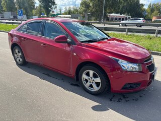 2011 Chevrolet Cruze I, красный, 685000 рублей, вид 4