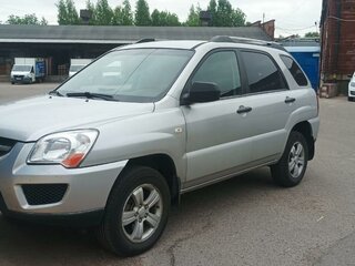 2009 Kia Sportage II Рестайлинг, серебристый, 800000 рублей, вид 1