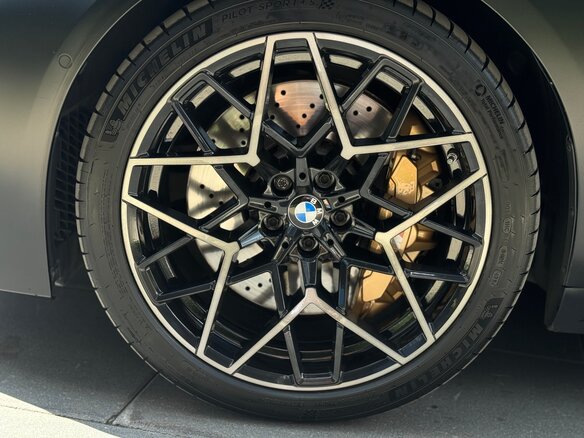 2020 BMW M8 Competition I (F91/F92/F93), чёрный, 10300000 рублей - вид 9
