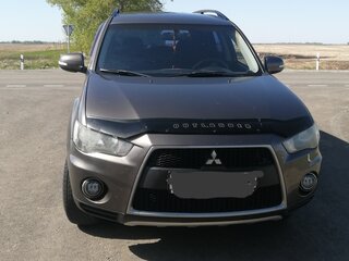 2010 Mitsubishi Outlander II Рестайлинг, коричневый, 1200000 рублей, вид 1