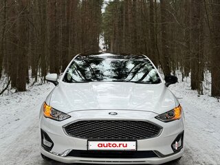 2019 Ford Fusion (North America) II Рестайлинг, белый, 1650000 рублей, вид 2
