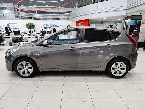 2015 Hyundai Solaris I Рестайлинг, серый - вид 7