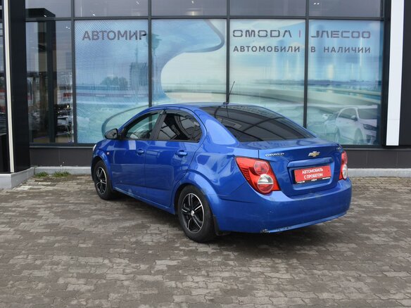 2013 Chevrolet Aveo II, синий - вид 6