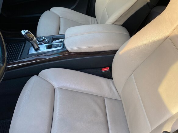 2012 BMW X5 35i II (E70) Рестайлинг, коричневый - вид 9