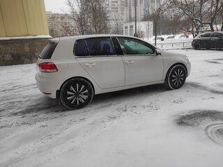 2010 Volkswagen Golf VI, белый, 710000 рублей, вид 4