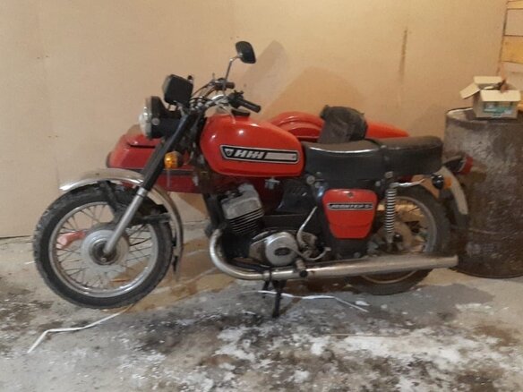1986 ИЖ Юпитер, красный, 150000 рублей