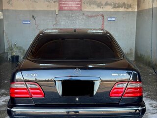 2001 Mercedes-Benz E-Класс 430 II (W210, S210) Рестайлинг, чёрный, 620000 рублей, вид 5