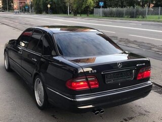 2000 Mercedes-Benz E-Класс 240 II (W210, S210) Рестайлинг, чёрный, 960000 рублей, вид 1