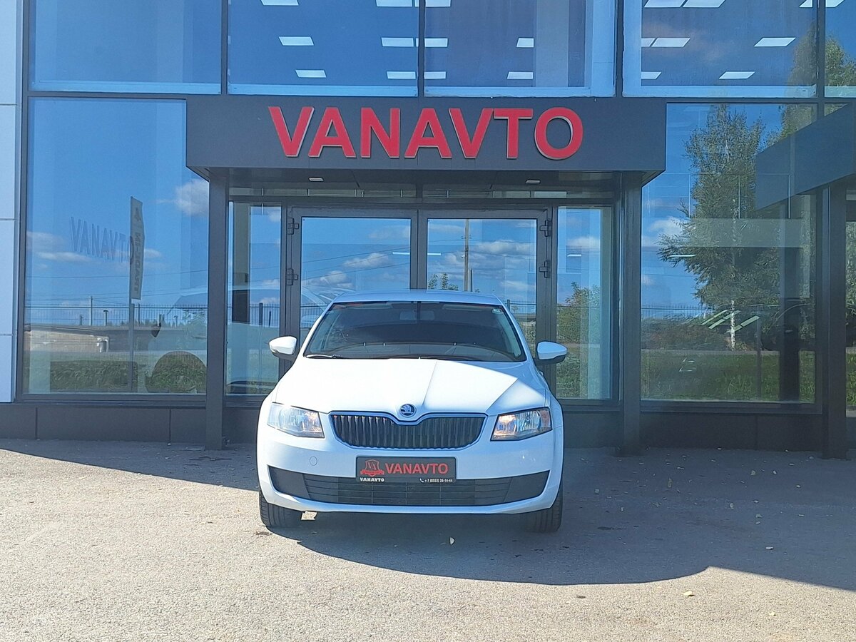 Открыть фотографии: Skoda Octavia III (A7)