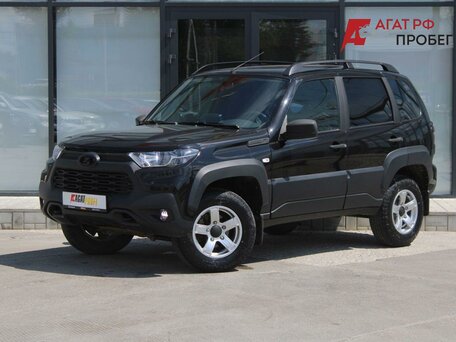 2023 Lada (ВАЗ) Niva Travel I, чёрный, 1230000 рублей, вид 1