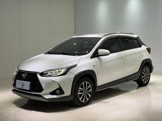 2022 Toyota Yaris L X XP150 Рестайлинг, белый, 1130000 рублей, вид 1