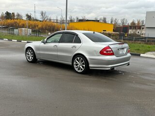 2003 Mercedes-Benz E-Класс 320 III (W211, S211), серебристый, 850000 рублей, вид 5