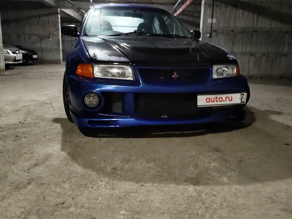 1998 Mitsubishi Lancer Evolution V, синий, 700000 рублей - вид 4