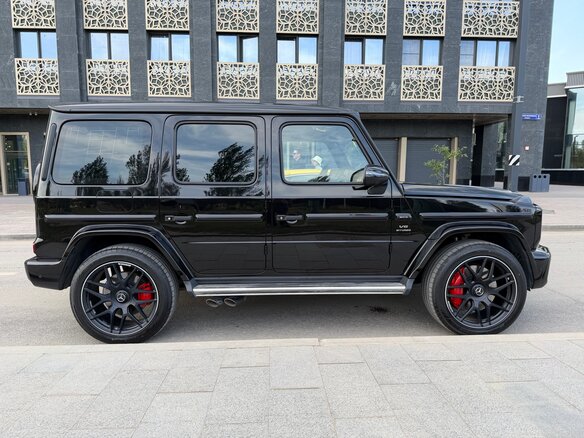 2022 Mercedes-Benz G-Класс AMG 63 AMG II (W463), чёрный, 17000000 рублей - вид 3