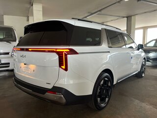 2025 Kia Carnival IV Рестайлинг, белый, 5495000 рублей, вид 2