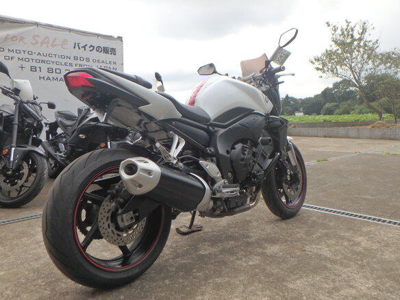 2008 Yamaha FZ1, белый, 650000 рублей - вид 5
