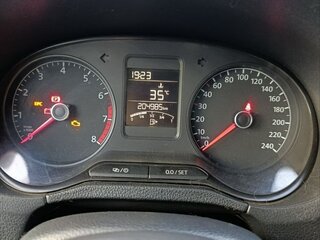 2015 Volkswagen Polo V Рестайлинг, белый, 830000 рублей, вид 5