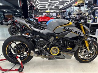 2022 Ducati Streetfighter V4, серый, 3800000 рублей, вид 2